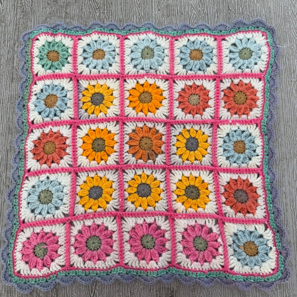 Handmade Crochet Granny Square Baby Blanket Floral 3D Sunflowers Pink Blue 19x18